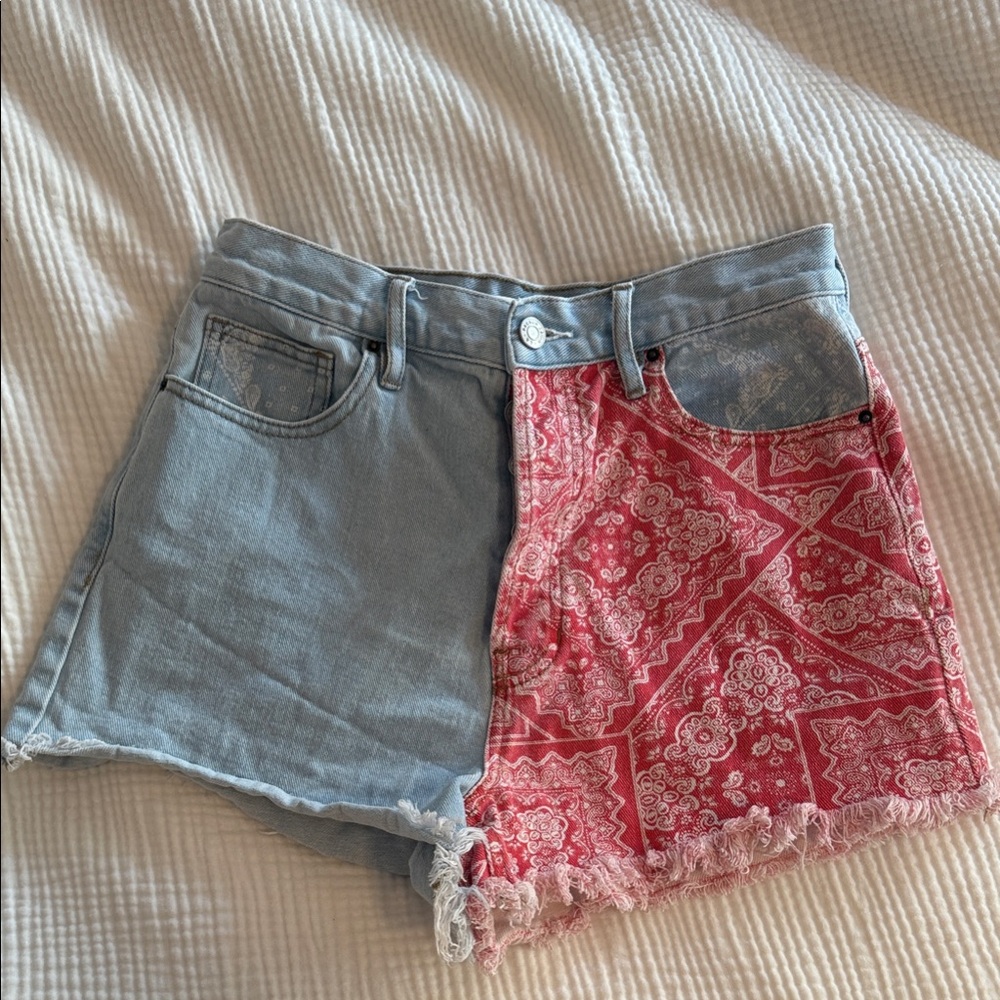 PacSun Two-Tone Jean Shorts - Light Blue and Red